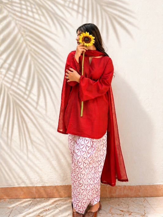 Red Short Kurta with Farshi Shalwar Suit Set | Jovi India