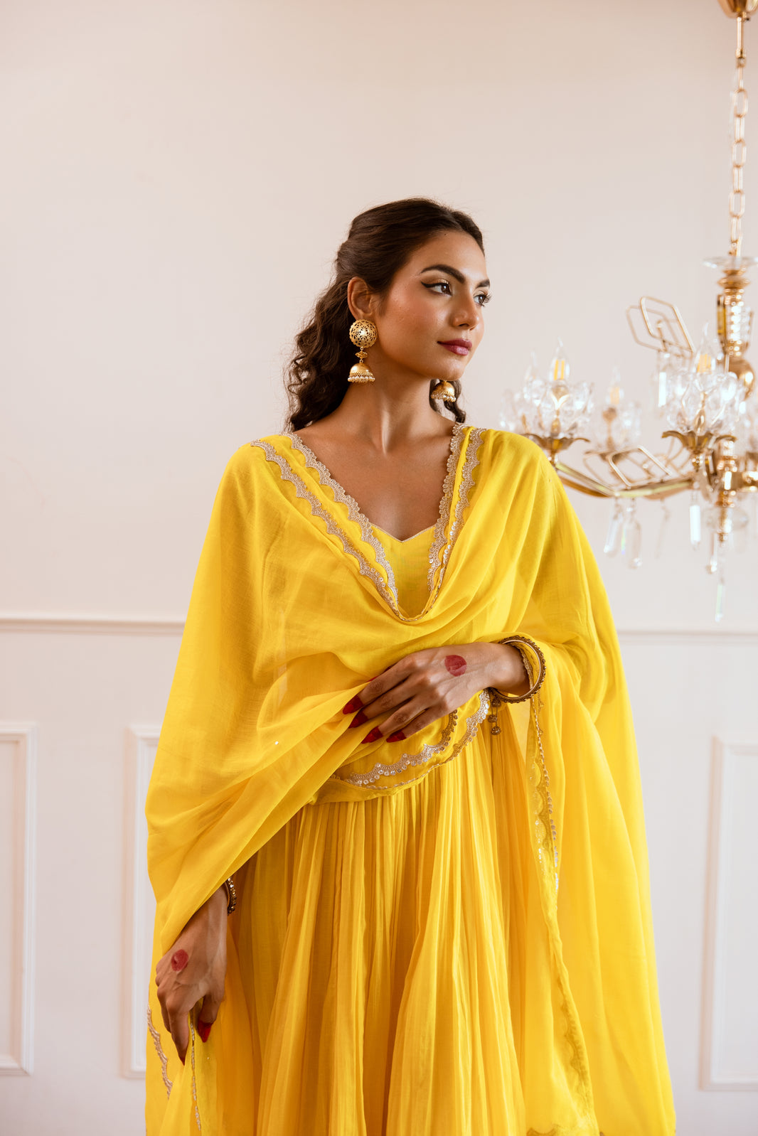 Wondering What to Wear for Holi? Best Holi Outfit Ideas 2025