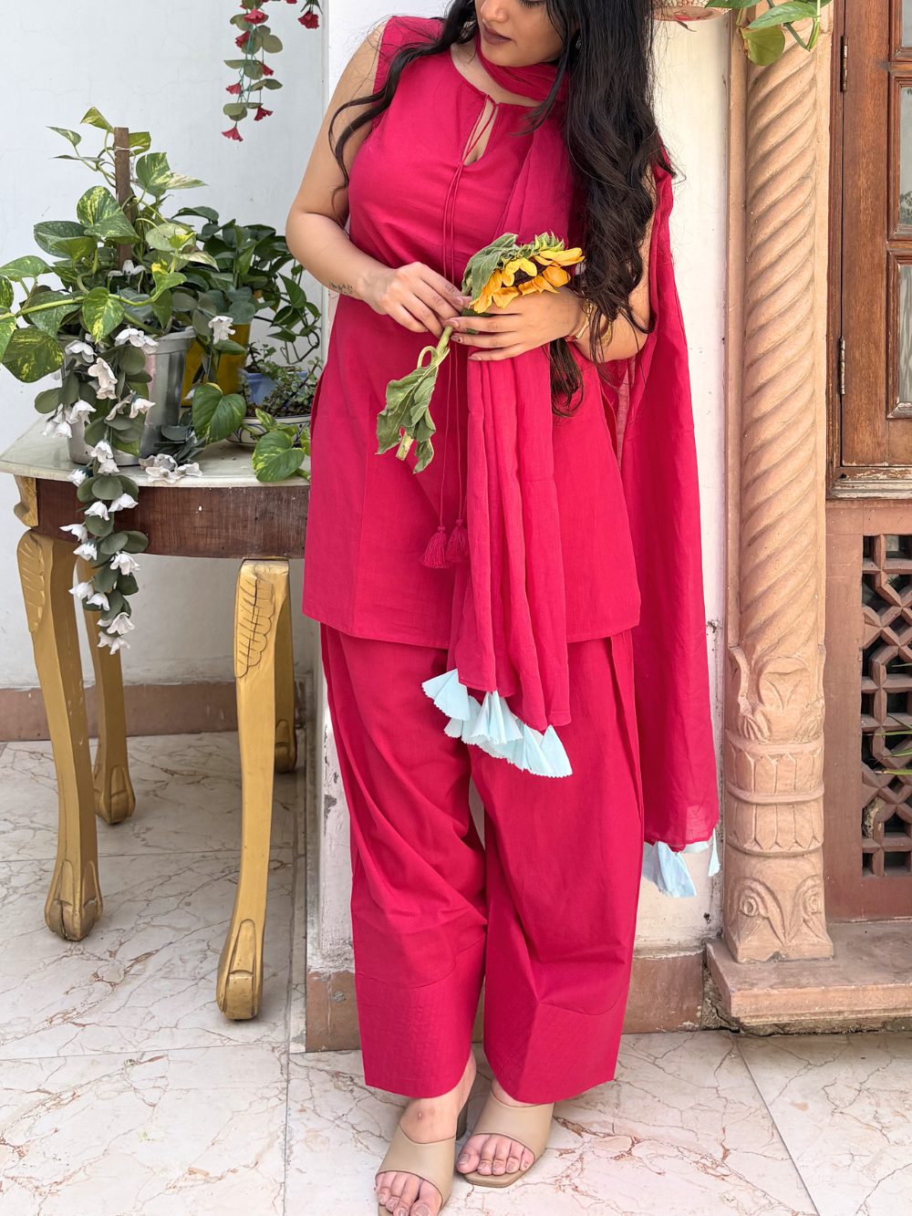Rani Short Kurta & Farshi Shalwar Set | JOVI India