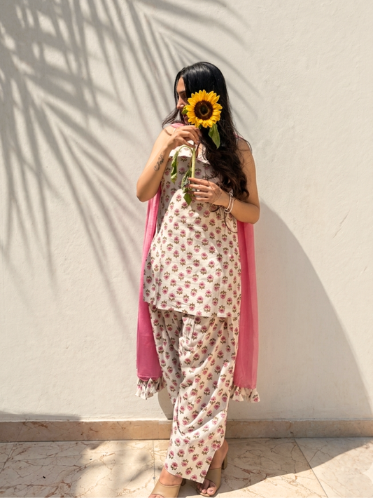 White Keyhole Short Kurta with Farshi Shalwar Suit Set - JOVI India | Jovi India