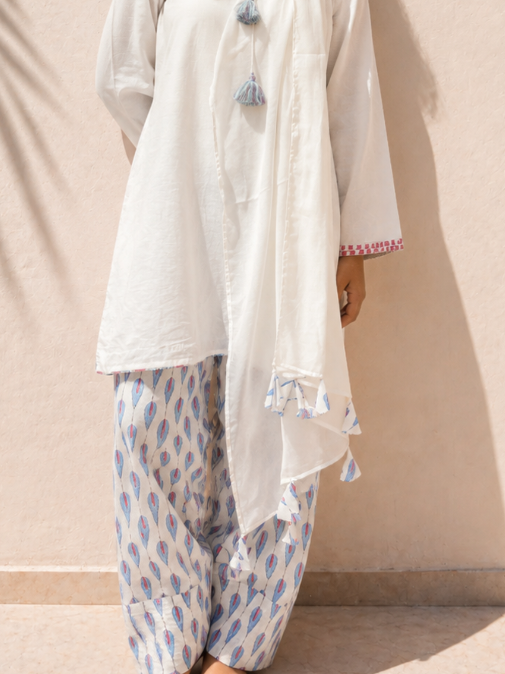 White Short Kurta & Farshi Shalwar Set | JOVI India