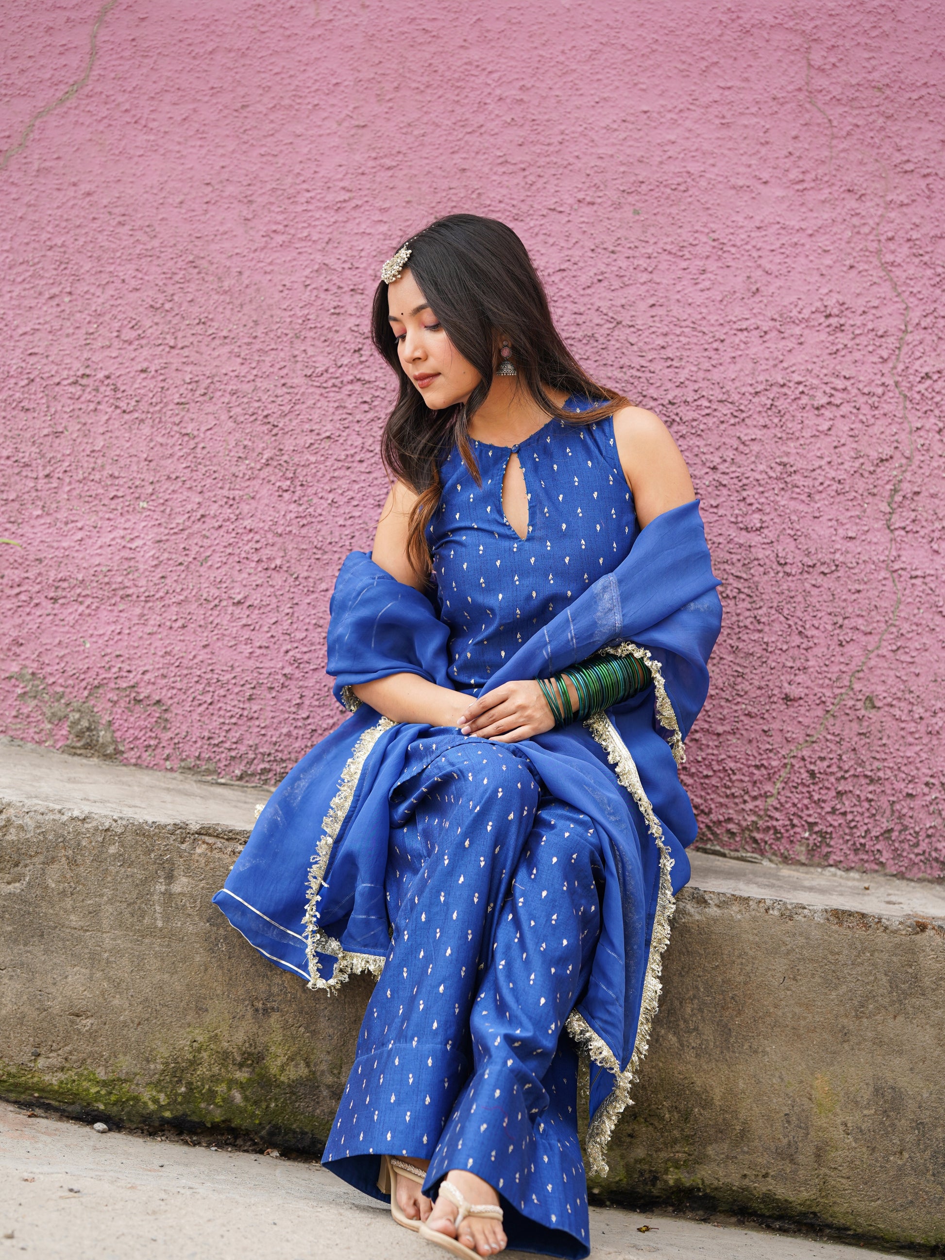 Royal Blue Sleeveless Kurta Set with Farshi Pants by JOVI India