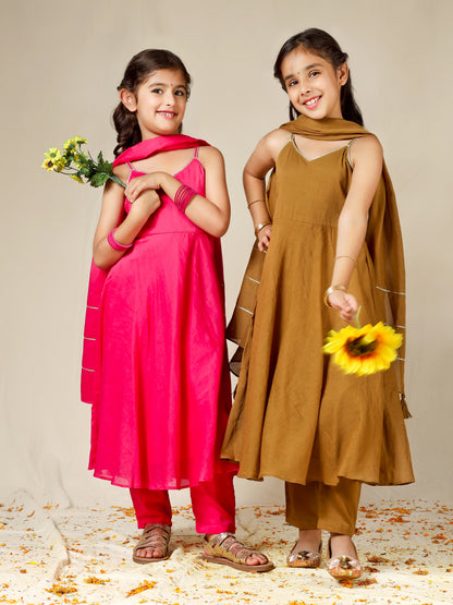 Jiyara Rani Pink Strappy Suit Set
