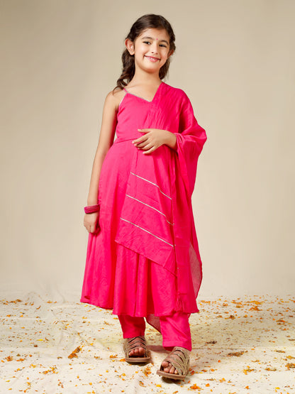 Jiyara Rani Pink Strappy Suit Set